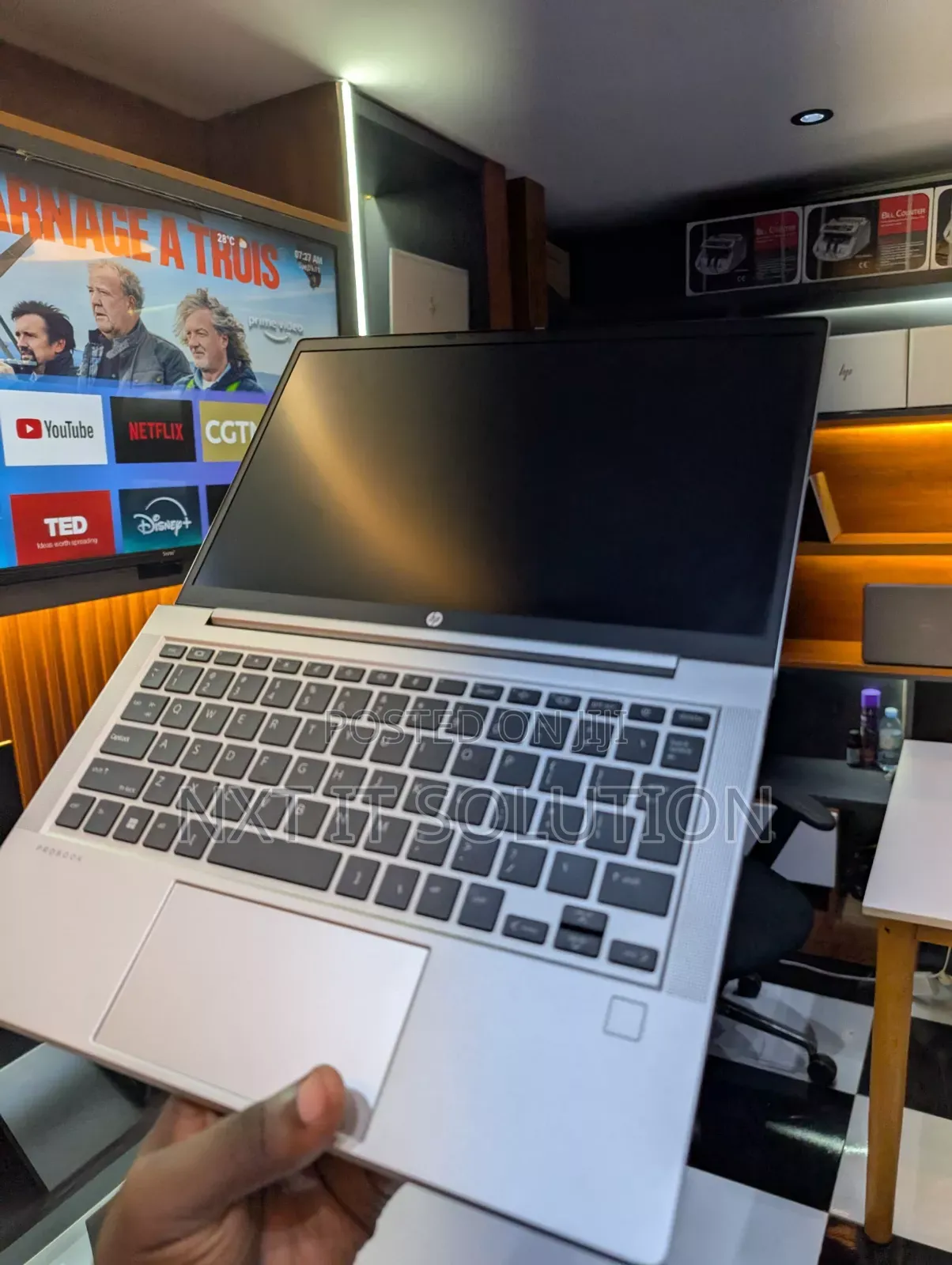 New Laptop HP 630 16GB AMD Ryzen 5 SSD 256GB
