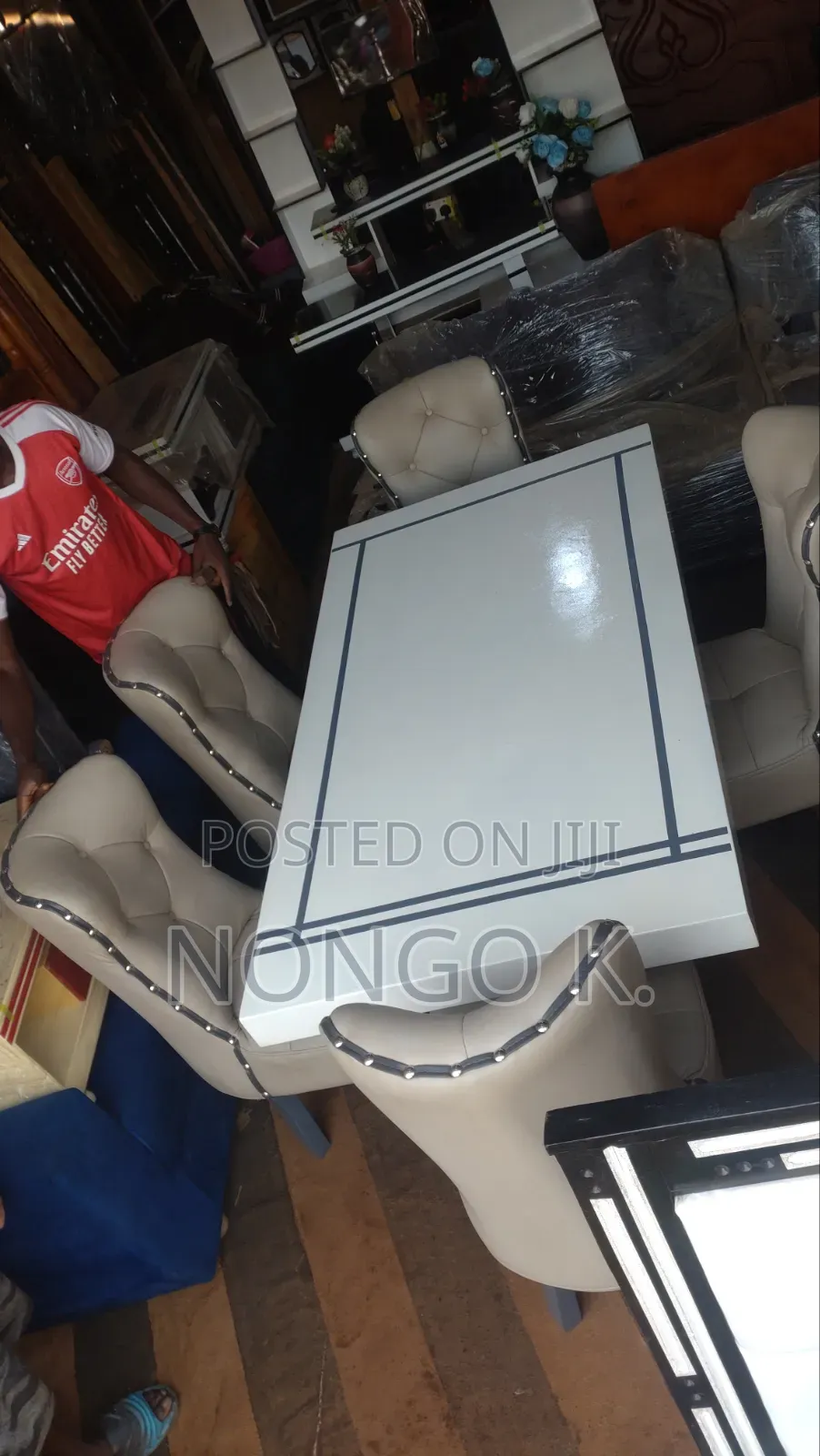 A Set of Dinning Chair
