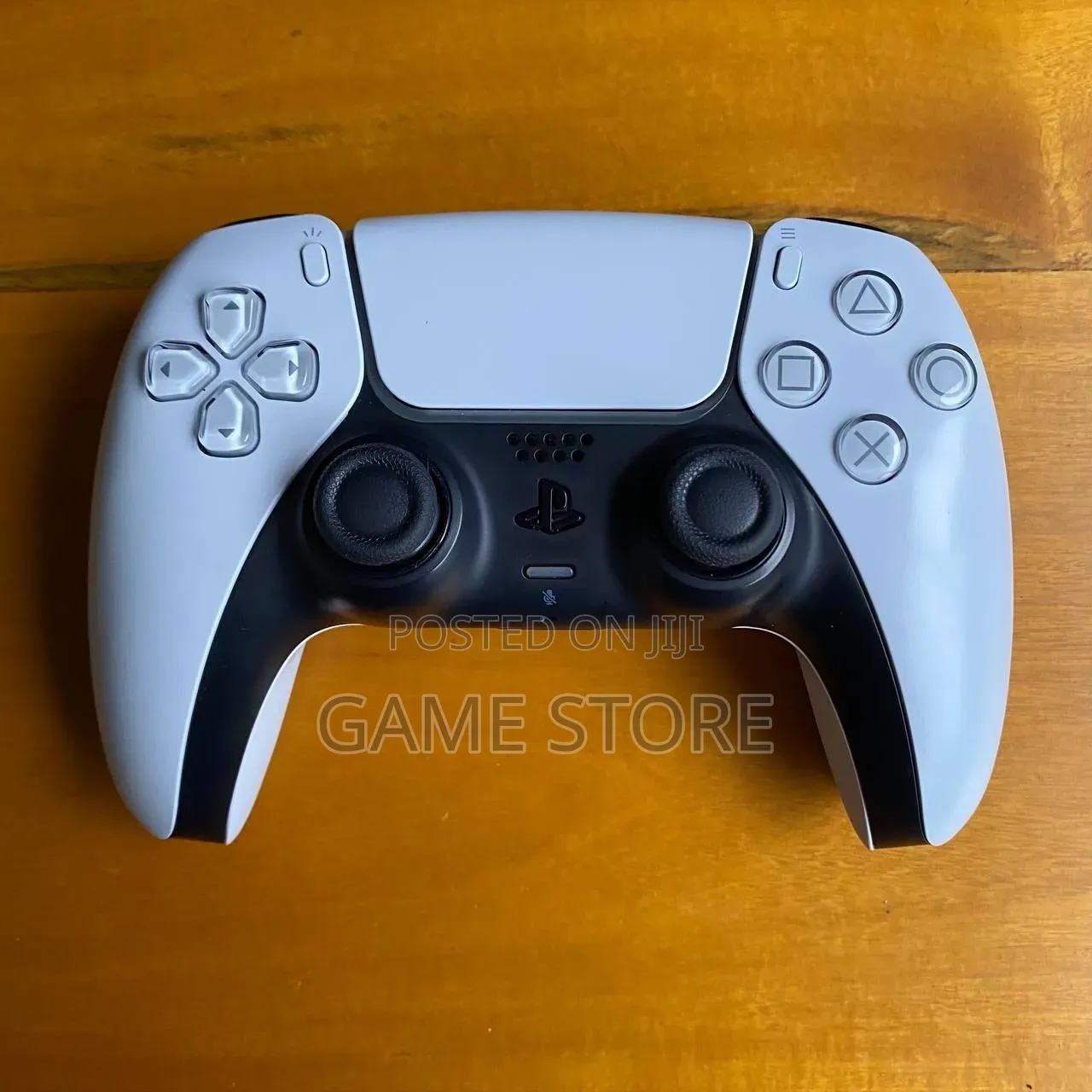PS5 DualSense Controller – Fresh Like a New Number Plate!
