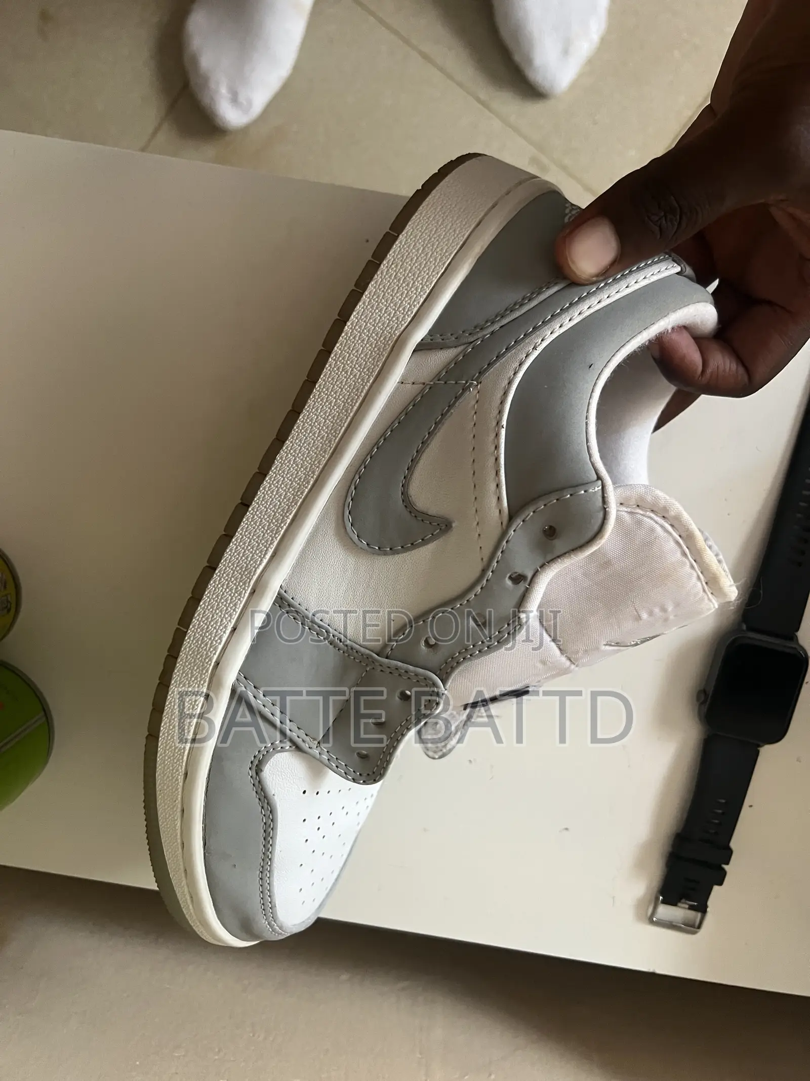 Jordan One Low