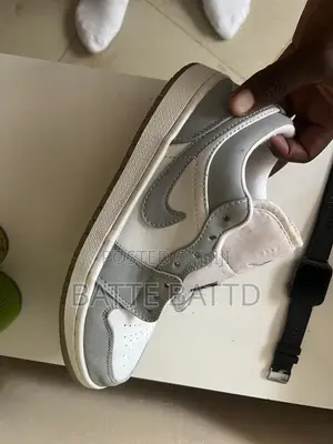 Jordan One Low