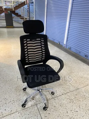 High-Back Office Chair With Adjustable Headrest and Lumbar Support