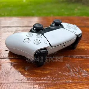 PS5 DualSense Controller – Strong Buttons for Serious Penalties!