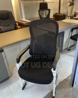 Office Visitor Chair With Heavy-Duty Chrome Base and Fixed Armrests