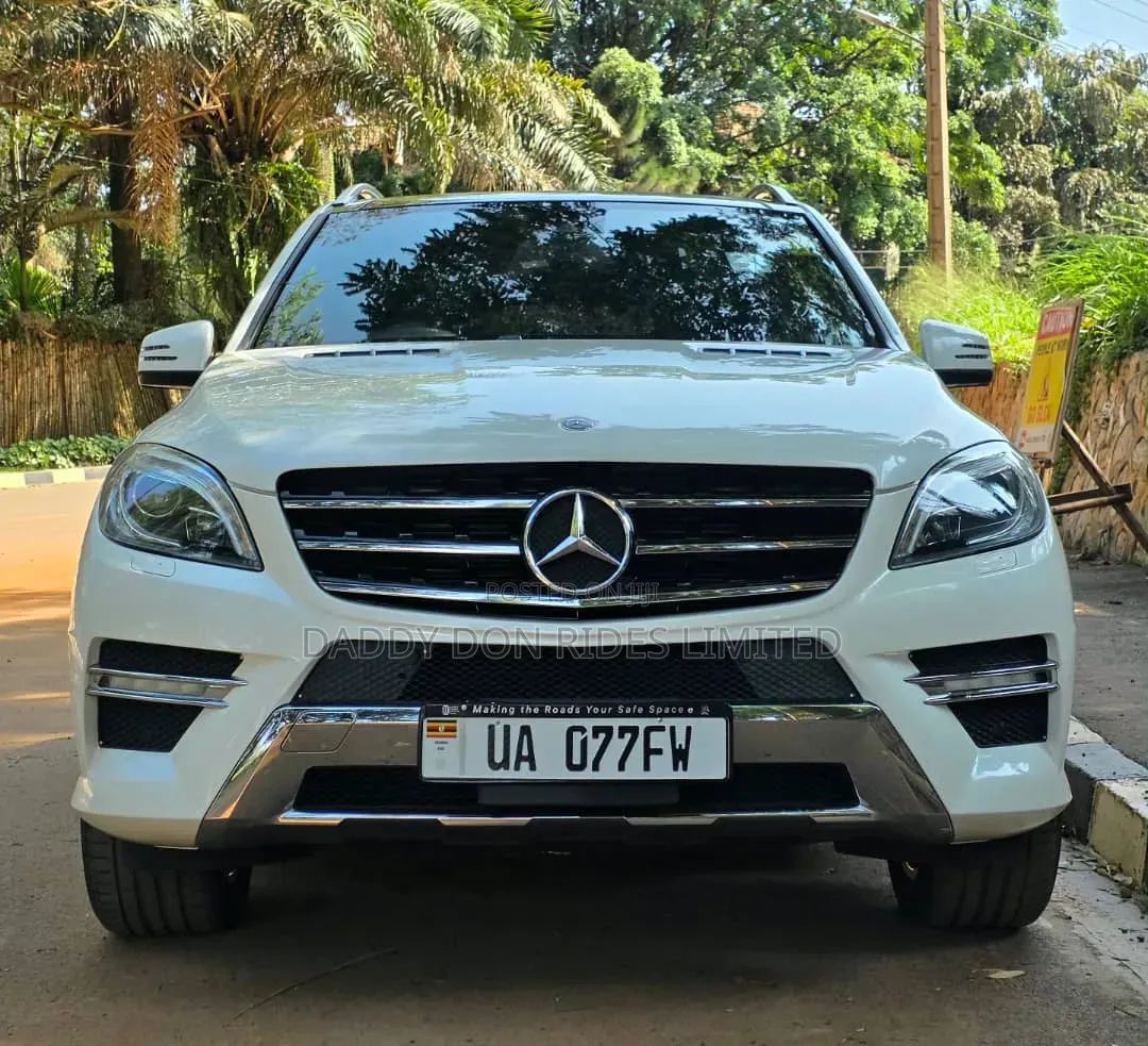 Mercedes-Benz M Class ML350 4MATIC 4dr SUV AWD (3.5L 6cyl 7A) 2014