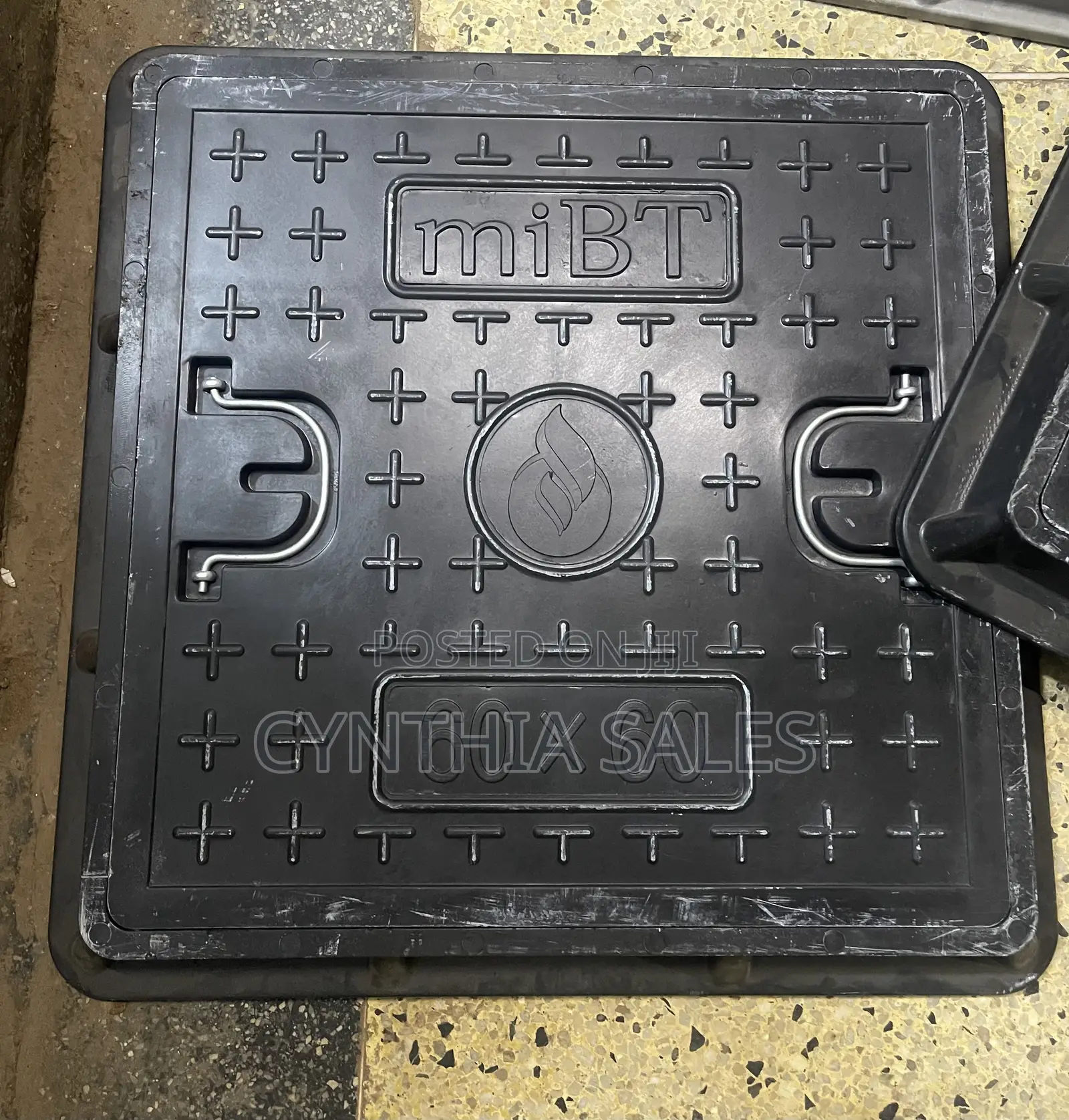 Manhole Covers 60*60 Heavy Duty With Good Quality a Product From Mibt