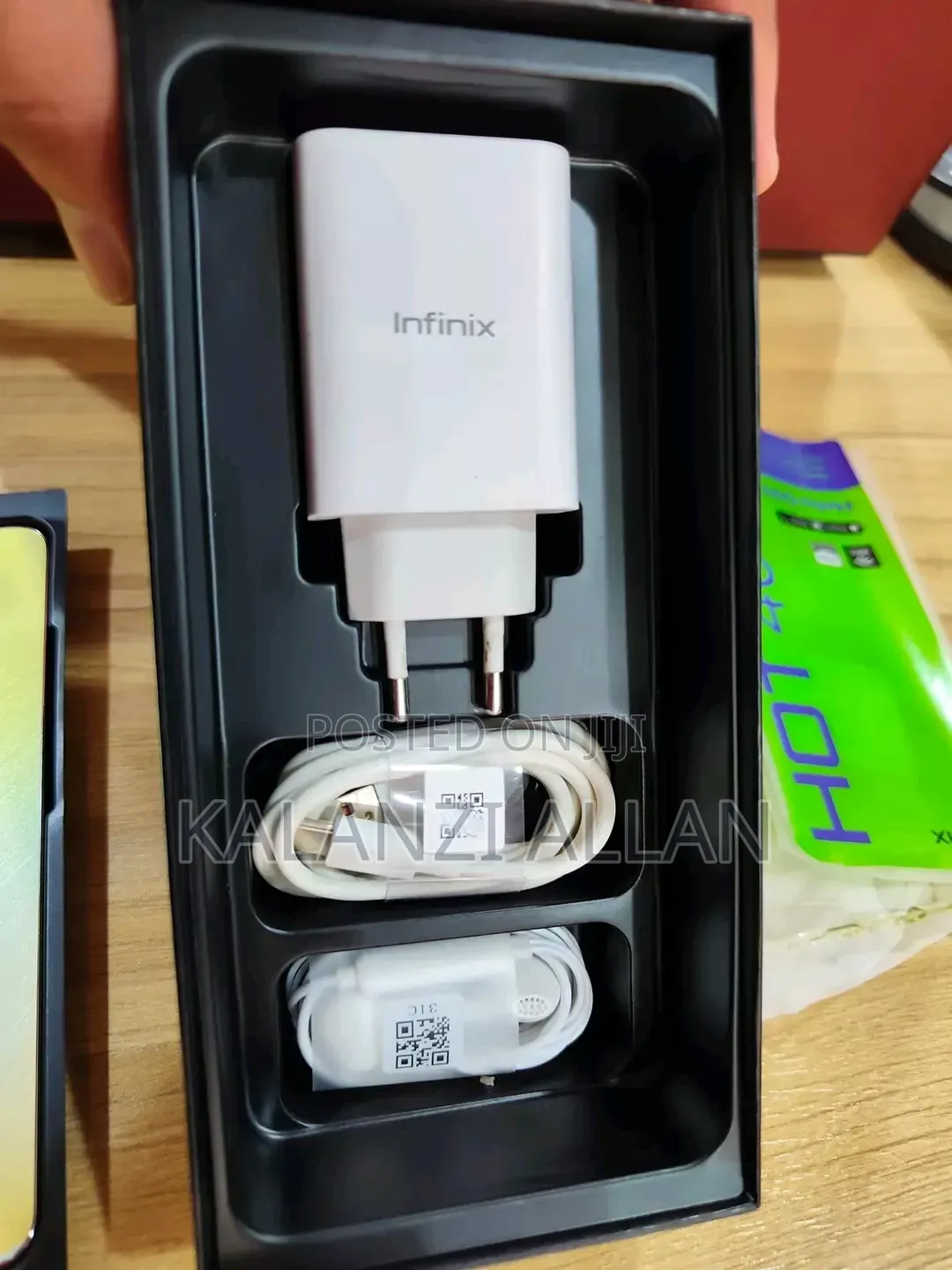 New Infinix Hot 40 Pro 256 GB Gold