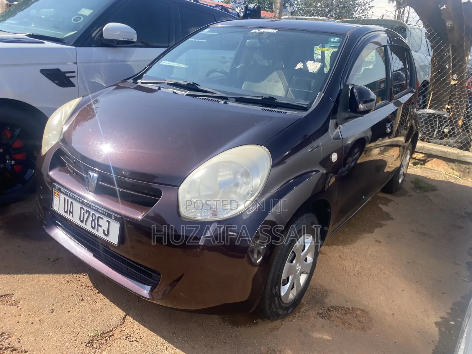 Toyota Passo 2025 Maroon