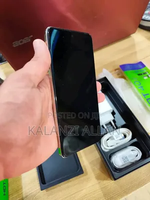 New Infinix Hot 40 Pro 256 GB Gold