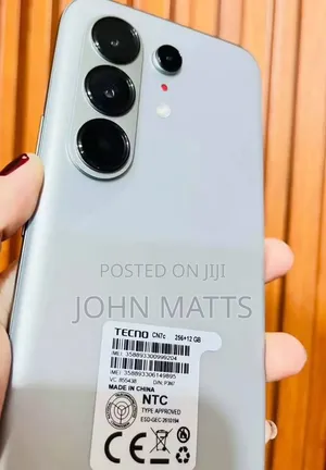 New Tecno Camon 50 Pro 256 GB Silver