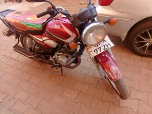 TVS HLX 125 2023 Red
