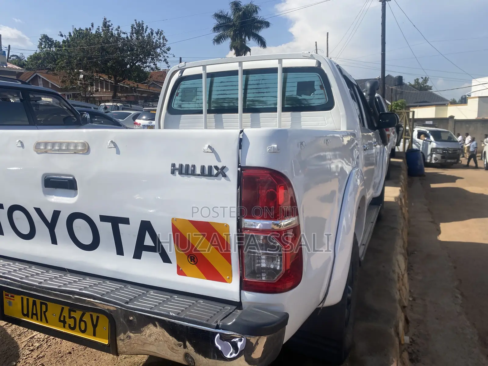 Toyota Hilux 2018 White