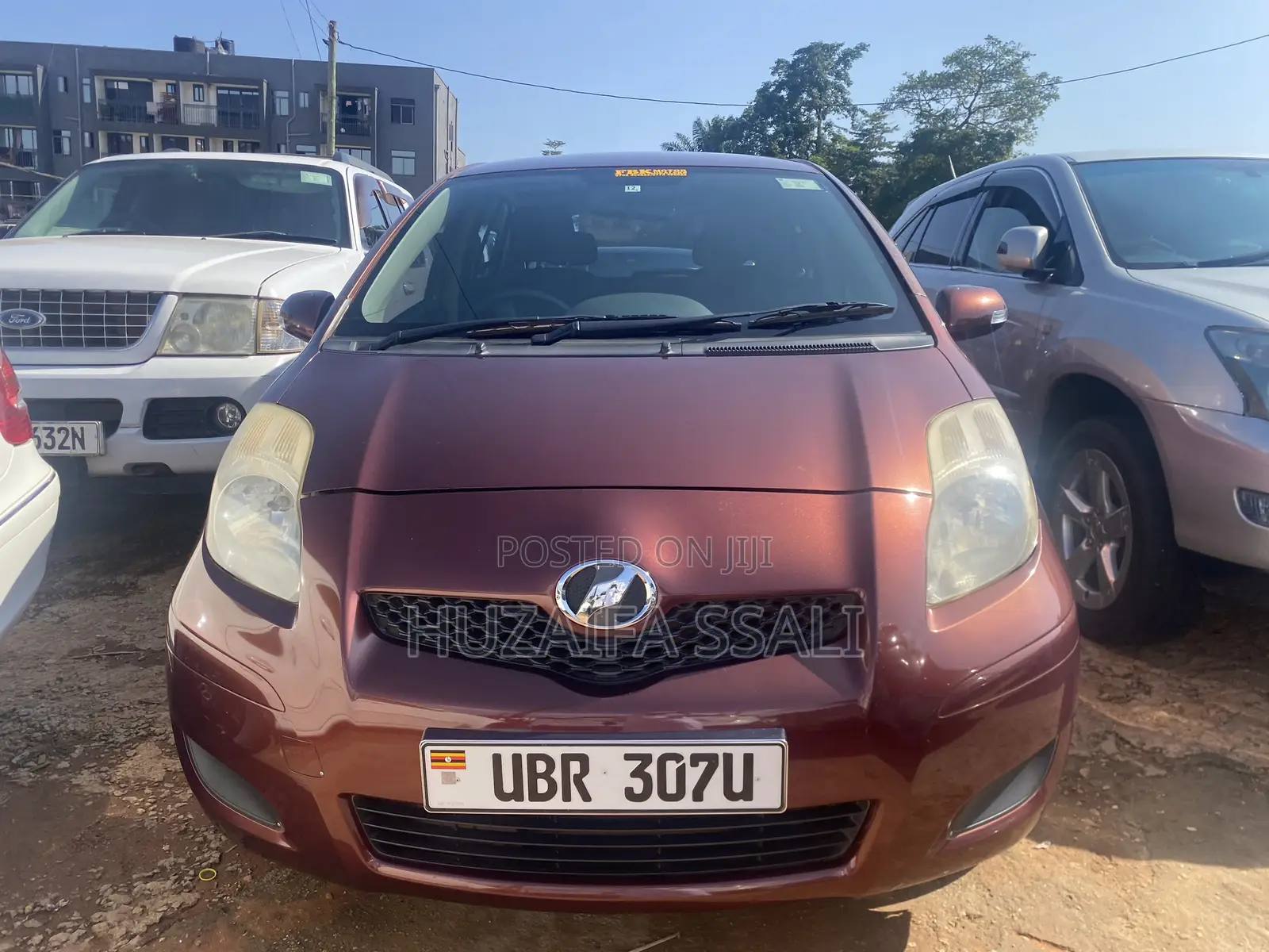Toyota Vitz 2017 Ivory