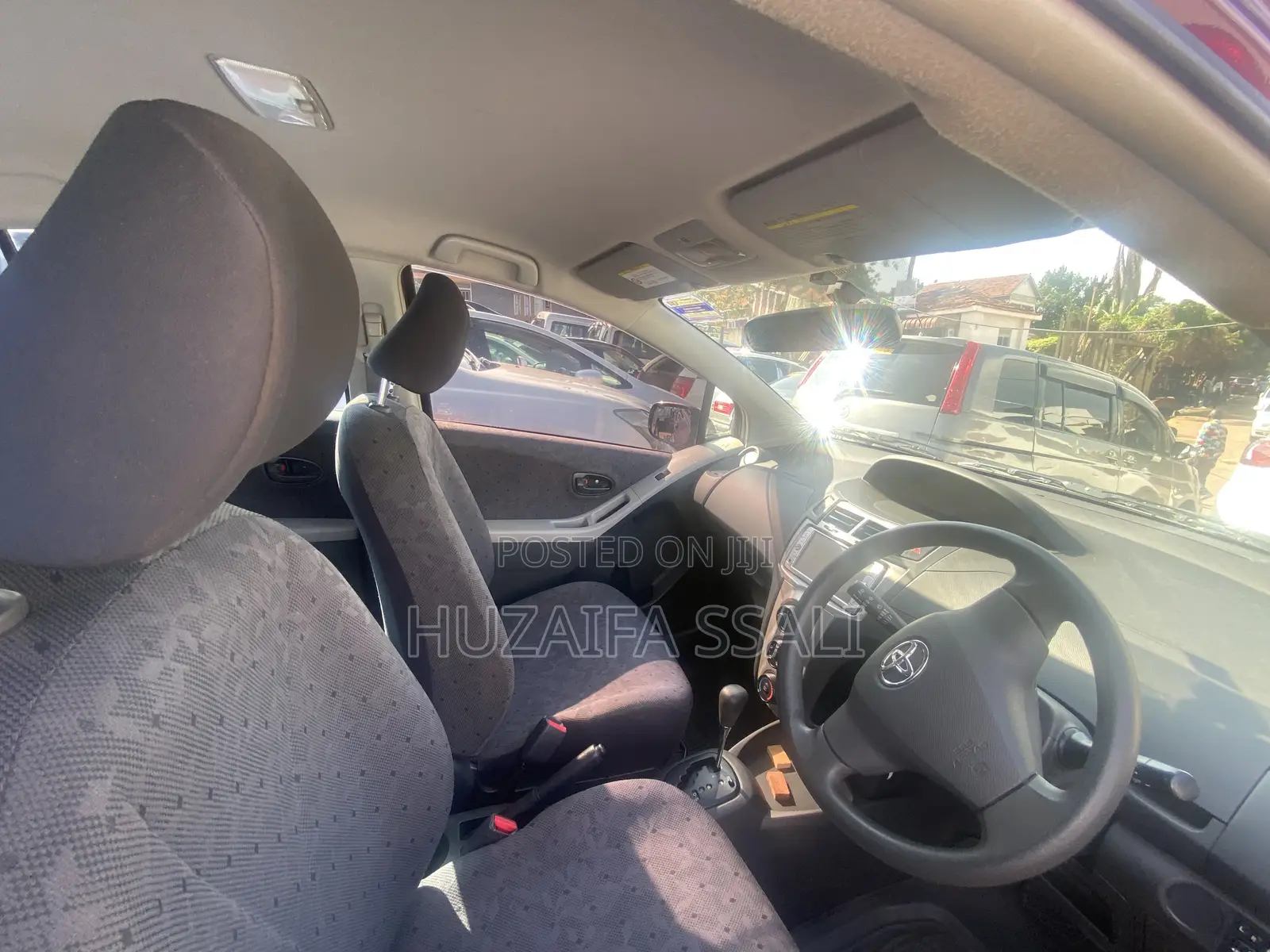 Toyota Vitz 2017 Ivory