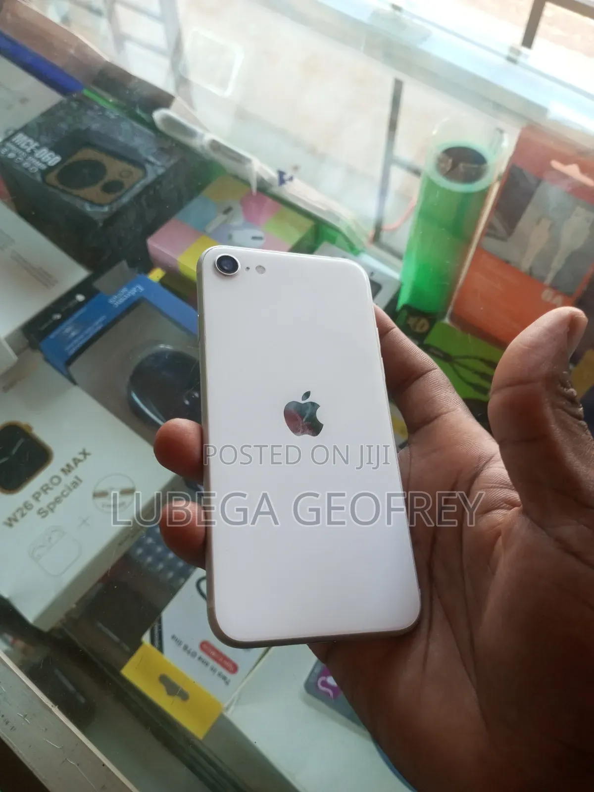Apple iPhone SE 64 GB White