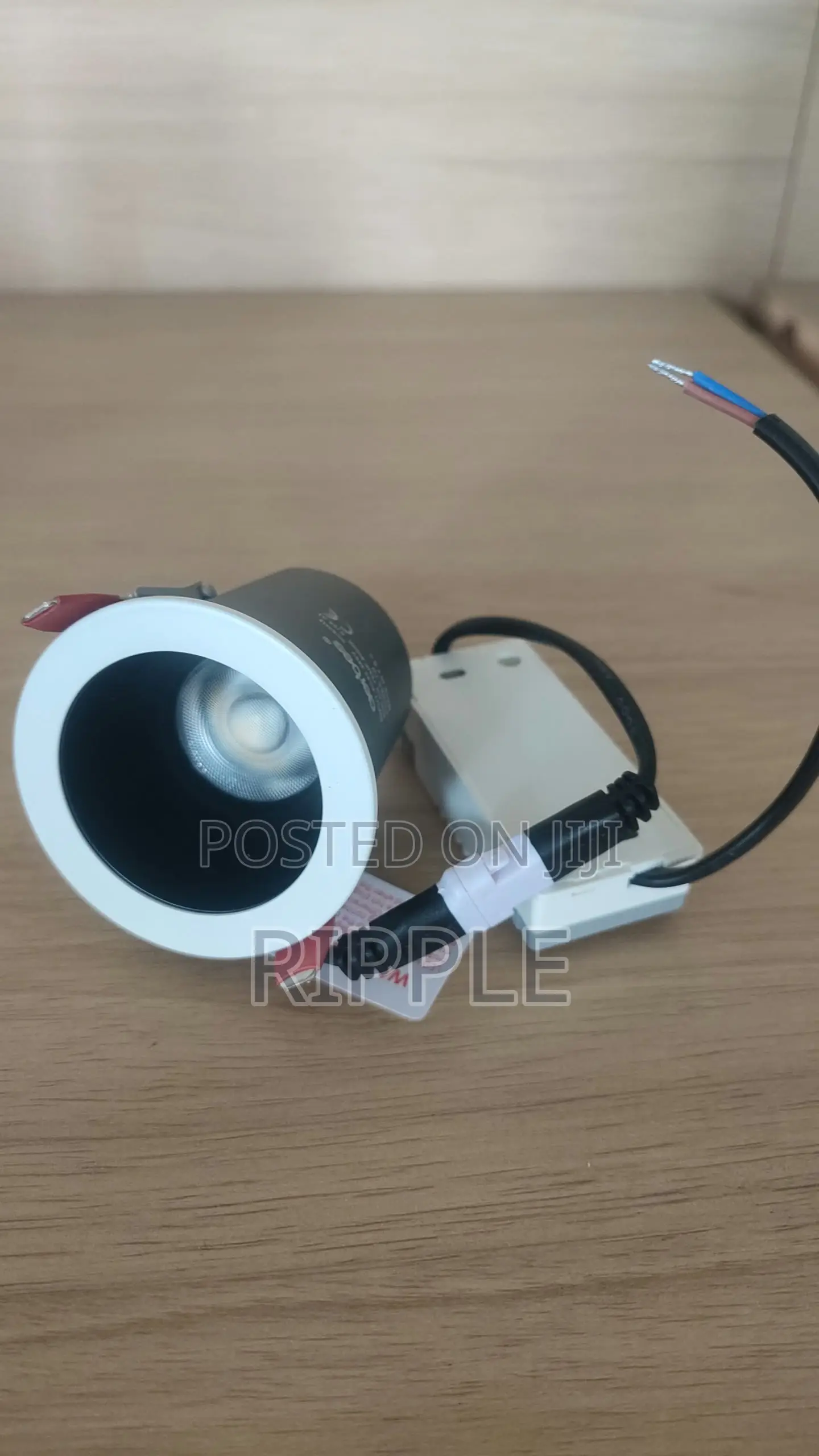 7W Deep Recessed LED Spotlight – 24° Focused Beam