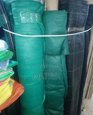 High-Density Polyethylene Construction Safety Net in Rolls and Metres.