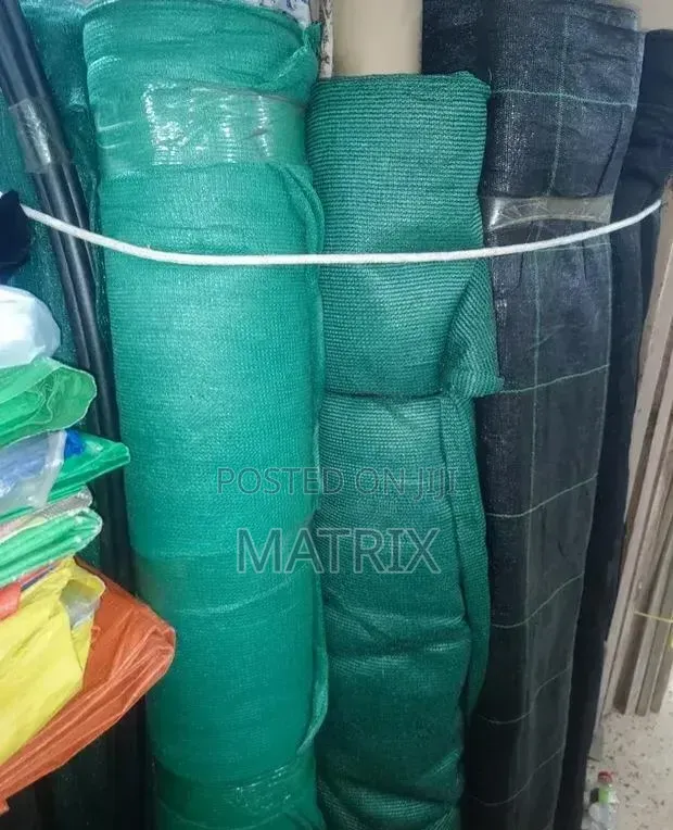 High-Density Polyethylene Construction Safety Net in Rolls and Metres.