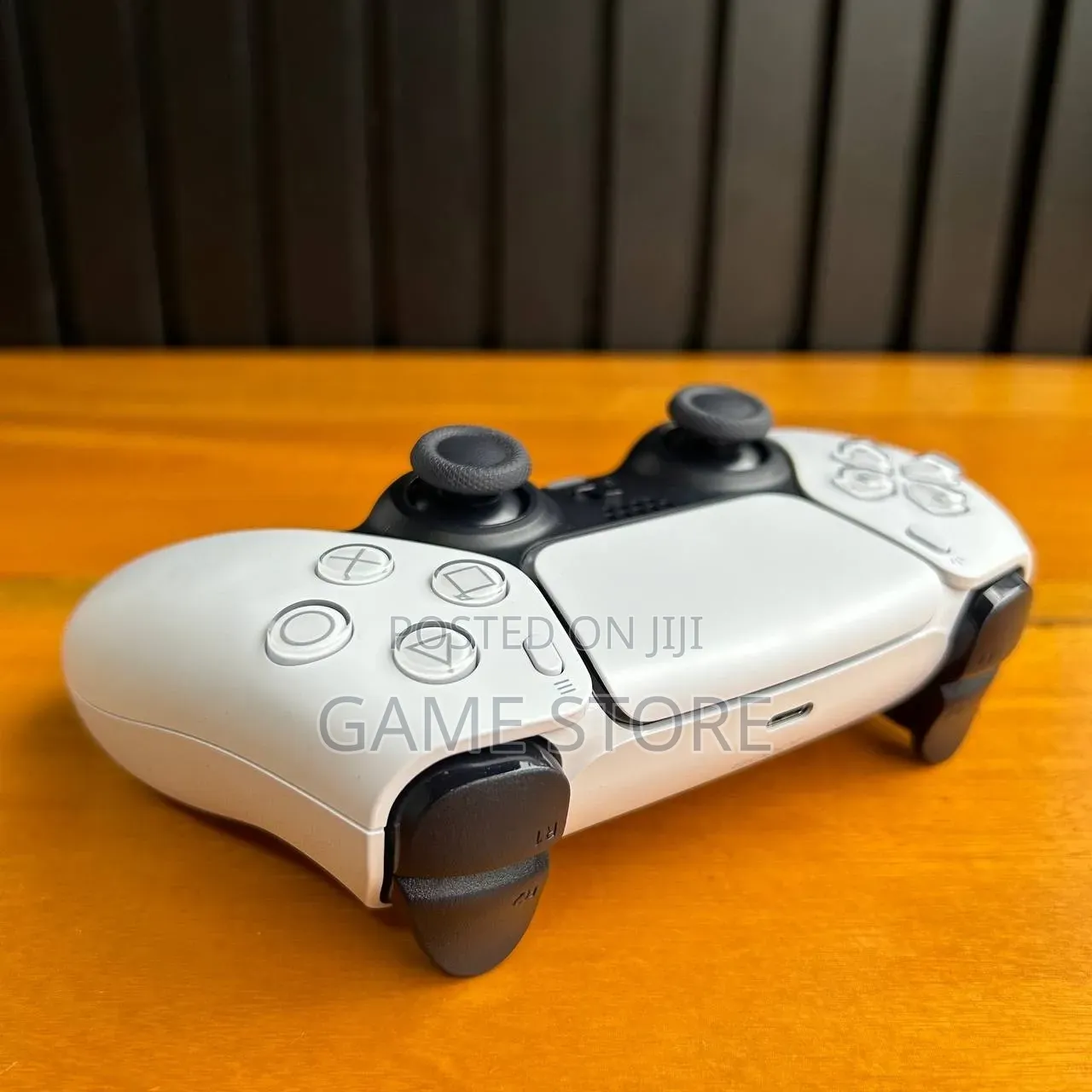 PS5 DualSense Controller – Your Thumbs Are Going International!