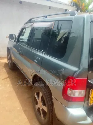 Mitsubishi Pajero IO 2010 Silver