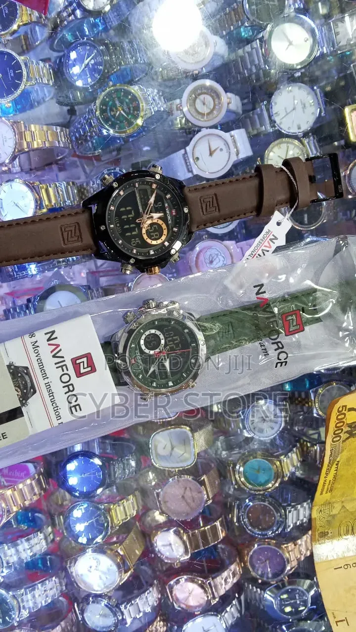 NAVIFORCE NF9208 Luxury Fashion Genuine Leather