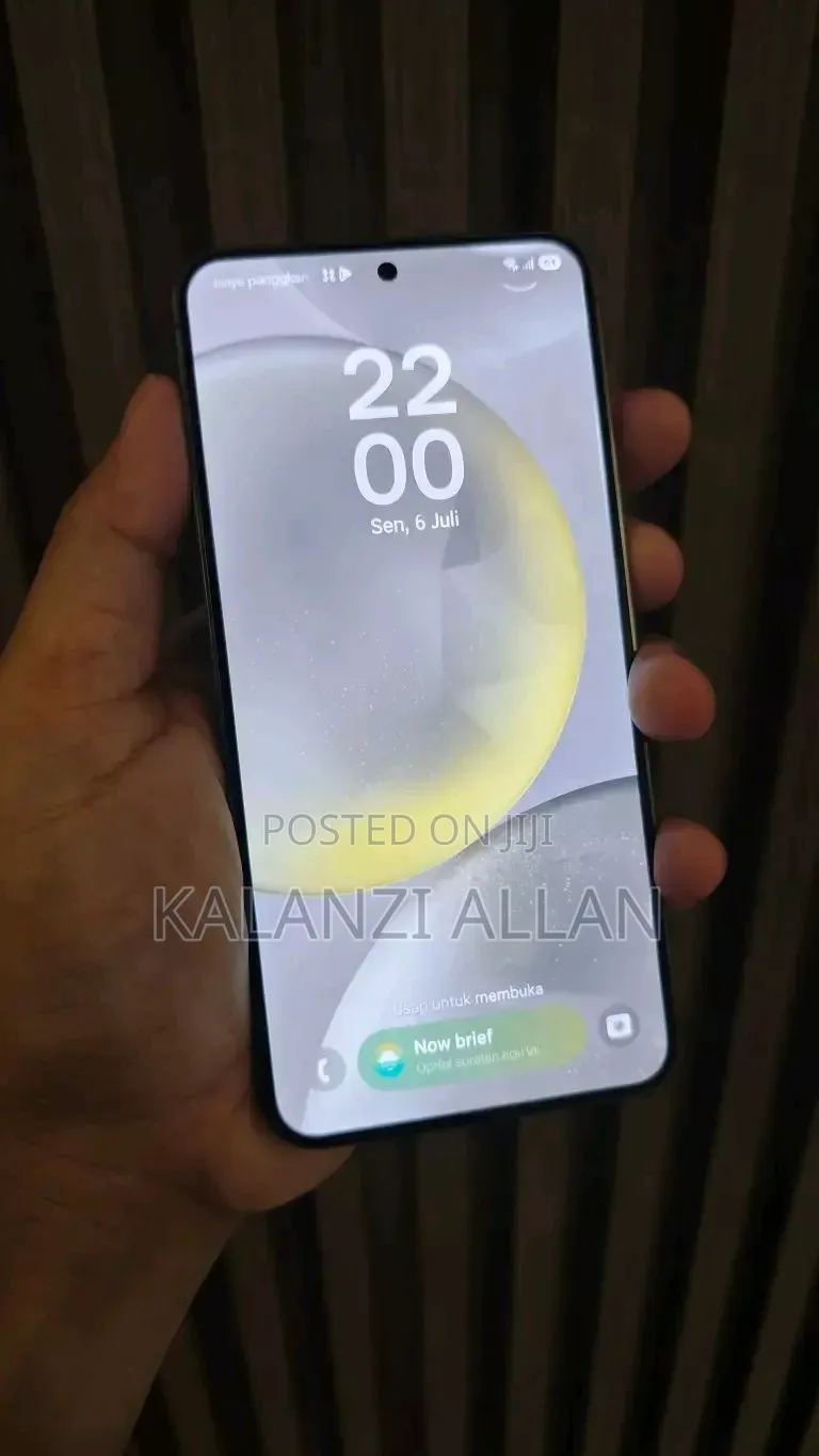 New Samsung Galaxy A15 5G 256 GB Yellow