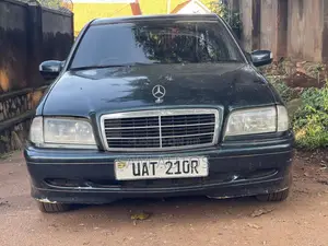 Mercedes-Benz C200 1999 Black