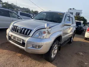 Toyota Land Cruiser Prado 2017 Silver
