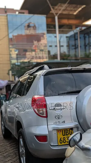 Toyota RAV4 2006 Silver