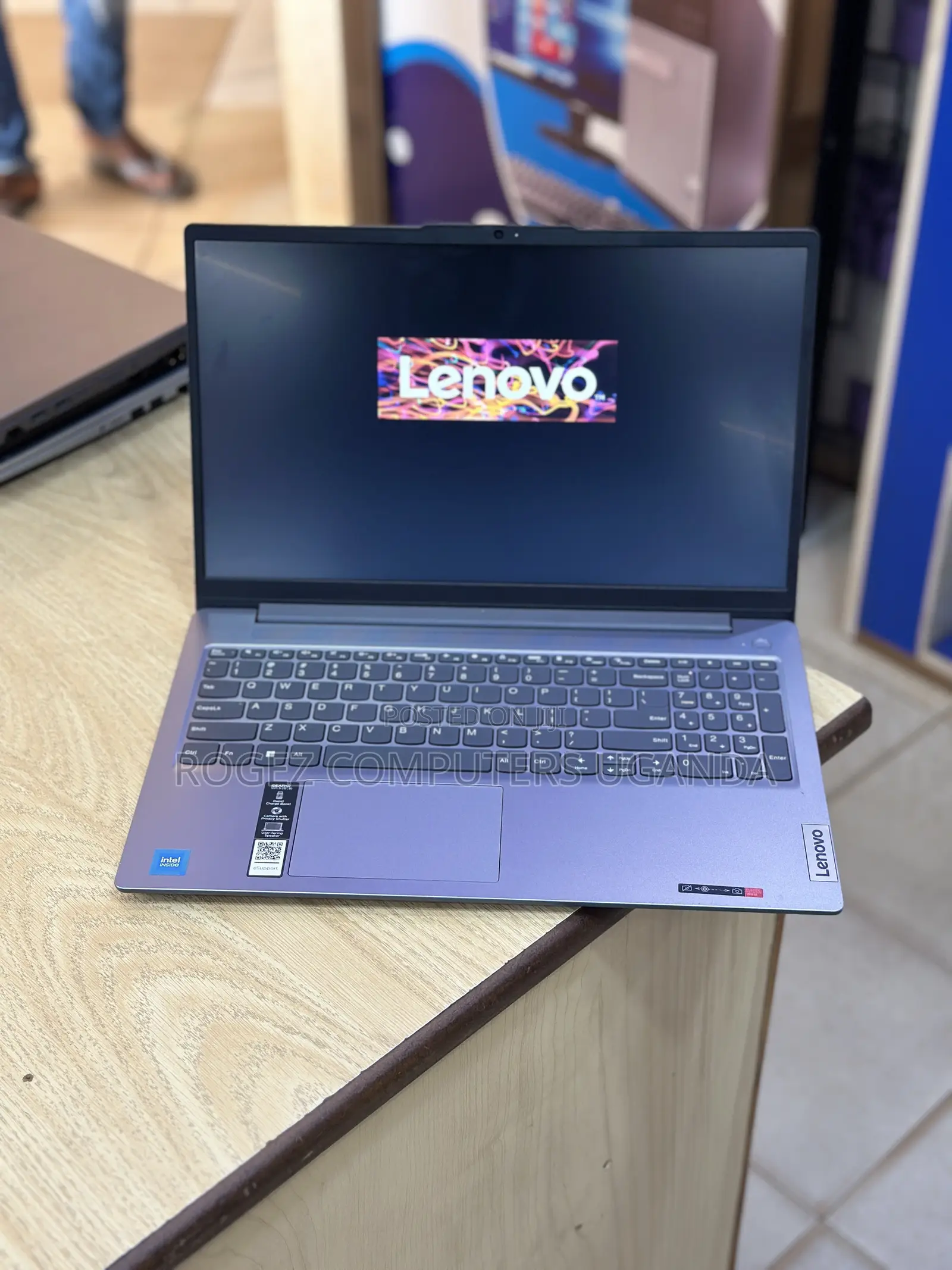 New Lenovo IdeaPad 5 Slim 13th Gen i7 8GB Intel Core i7 SSD 256GB