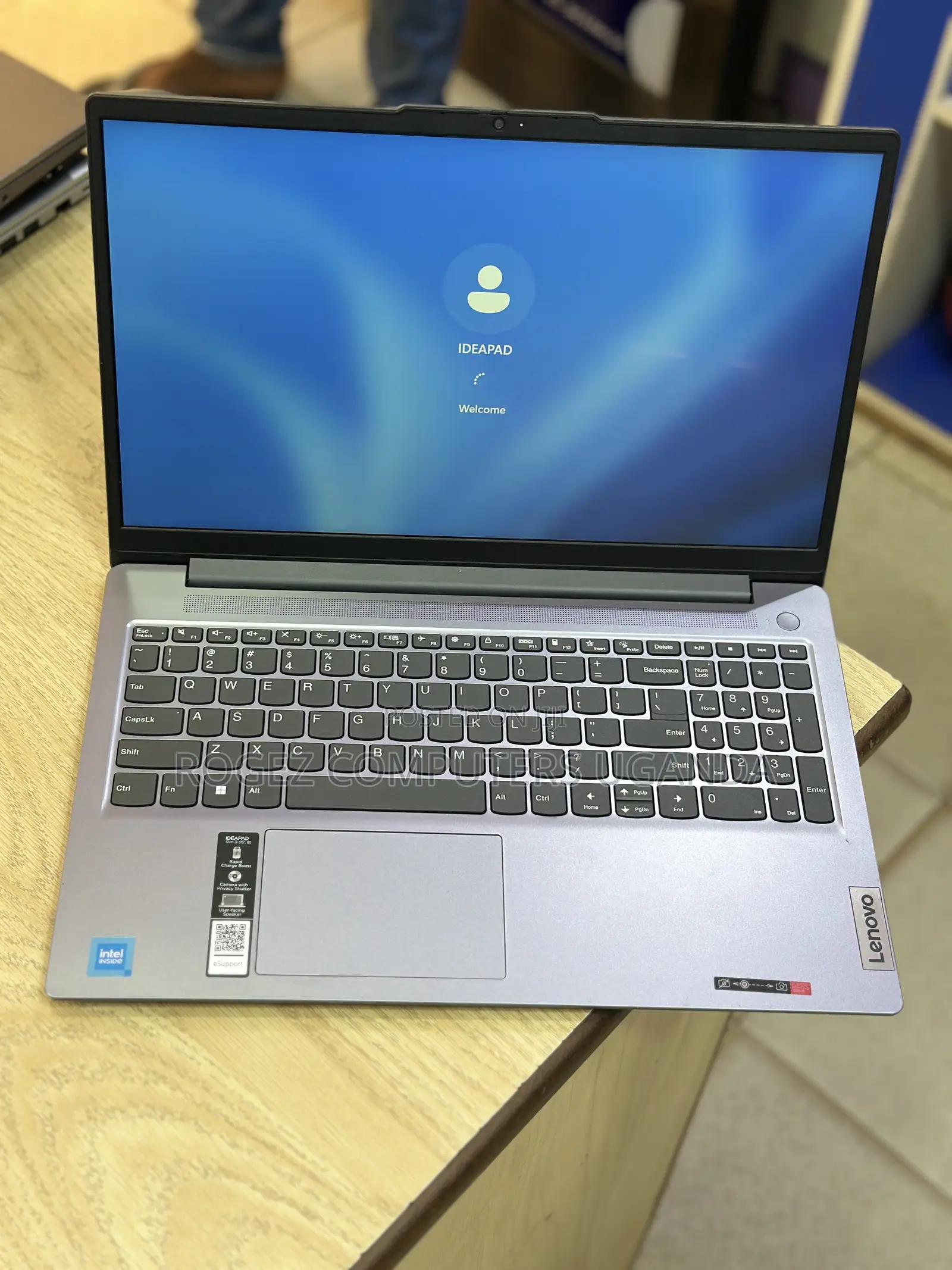 New Lenovo IdeaPad 5 Slim 13th Gen i7 8GB Intel Core i7 SSD 256GB