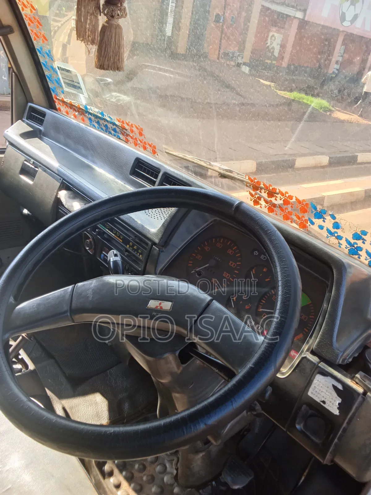 Mitsubishi Canter