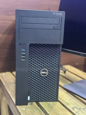New Desktop Computer Dell Precision 5720 8GB Intel Core i7 SSD 256GB