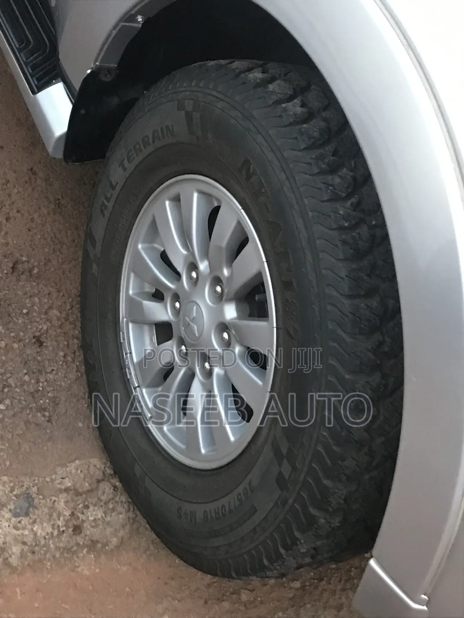 Mitsubishi Pajero 2014 White