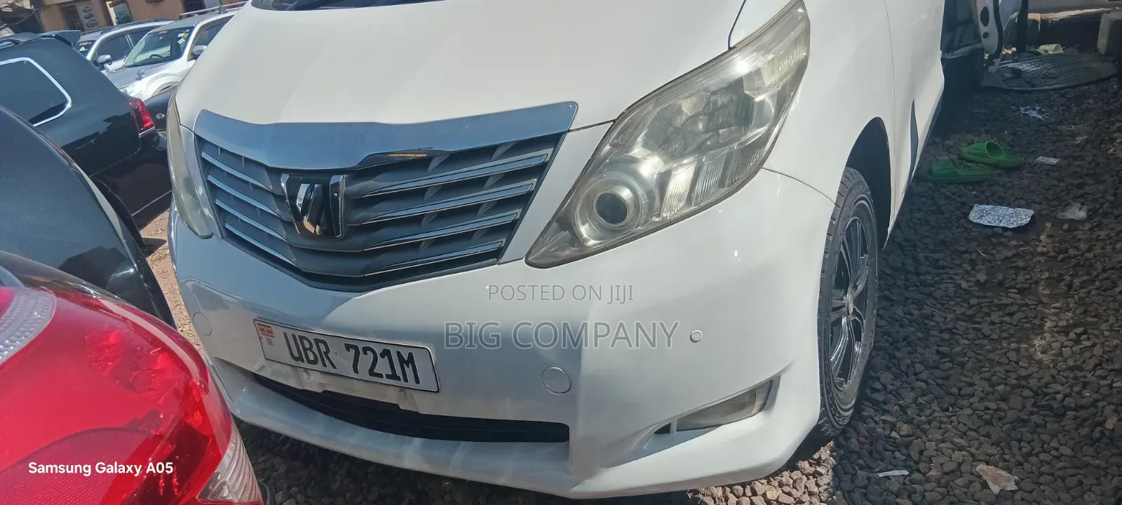 Toyota Alphard 2.4 Petrol AWD 2010 White