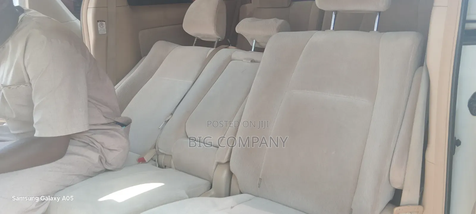 Toyota Alphard 2.4 Petrol AWD 2010 White