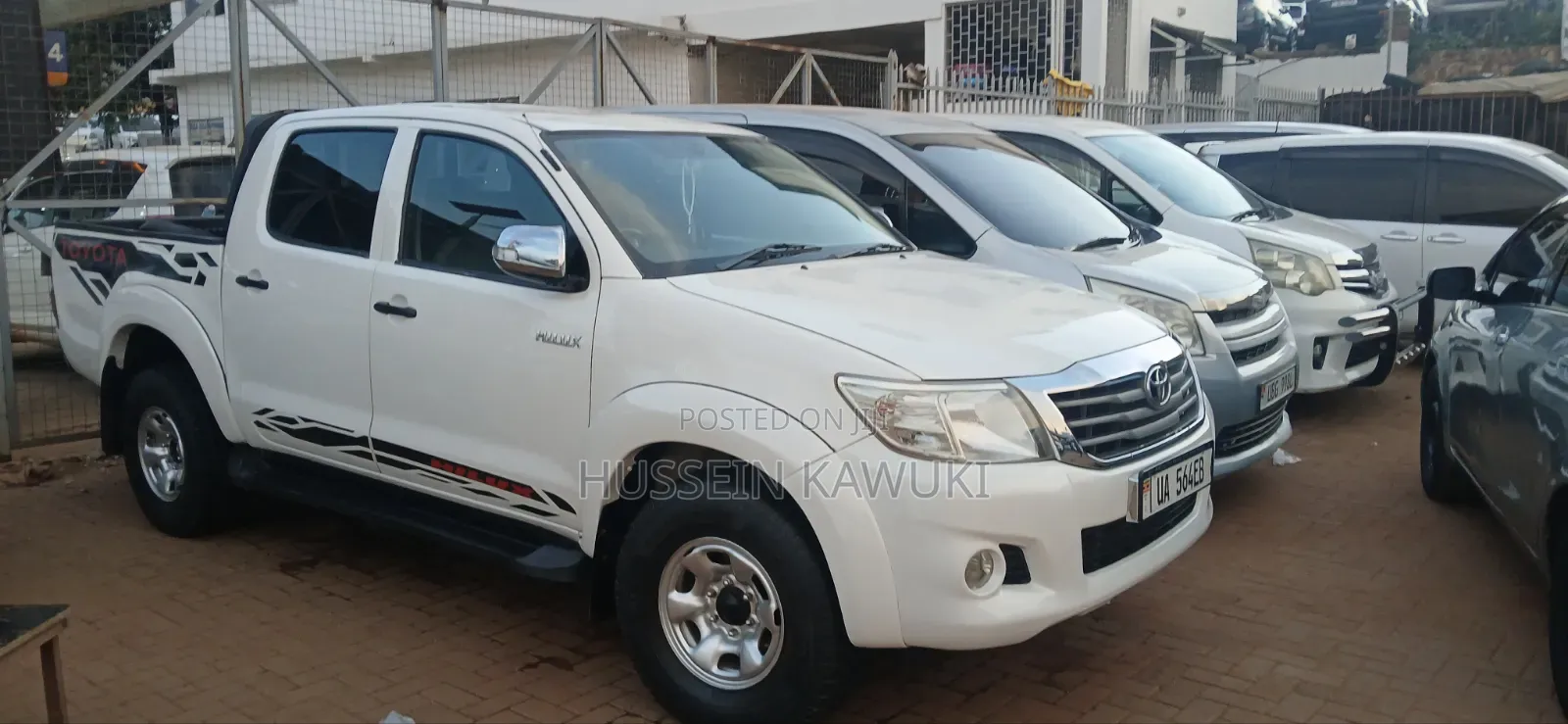 Toyota Hilux 2010 White