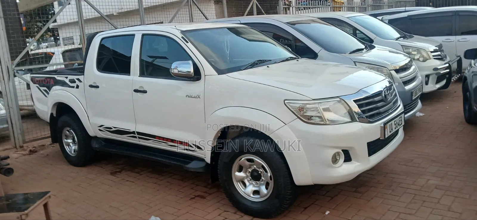 Toyota Hilux 2010 White