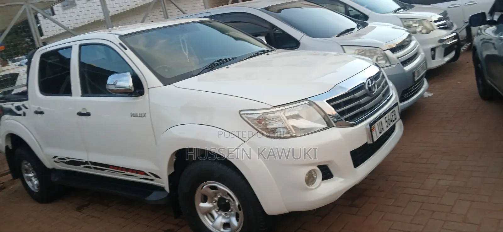Toyota Hilux 2010 White