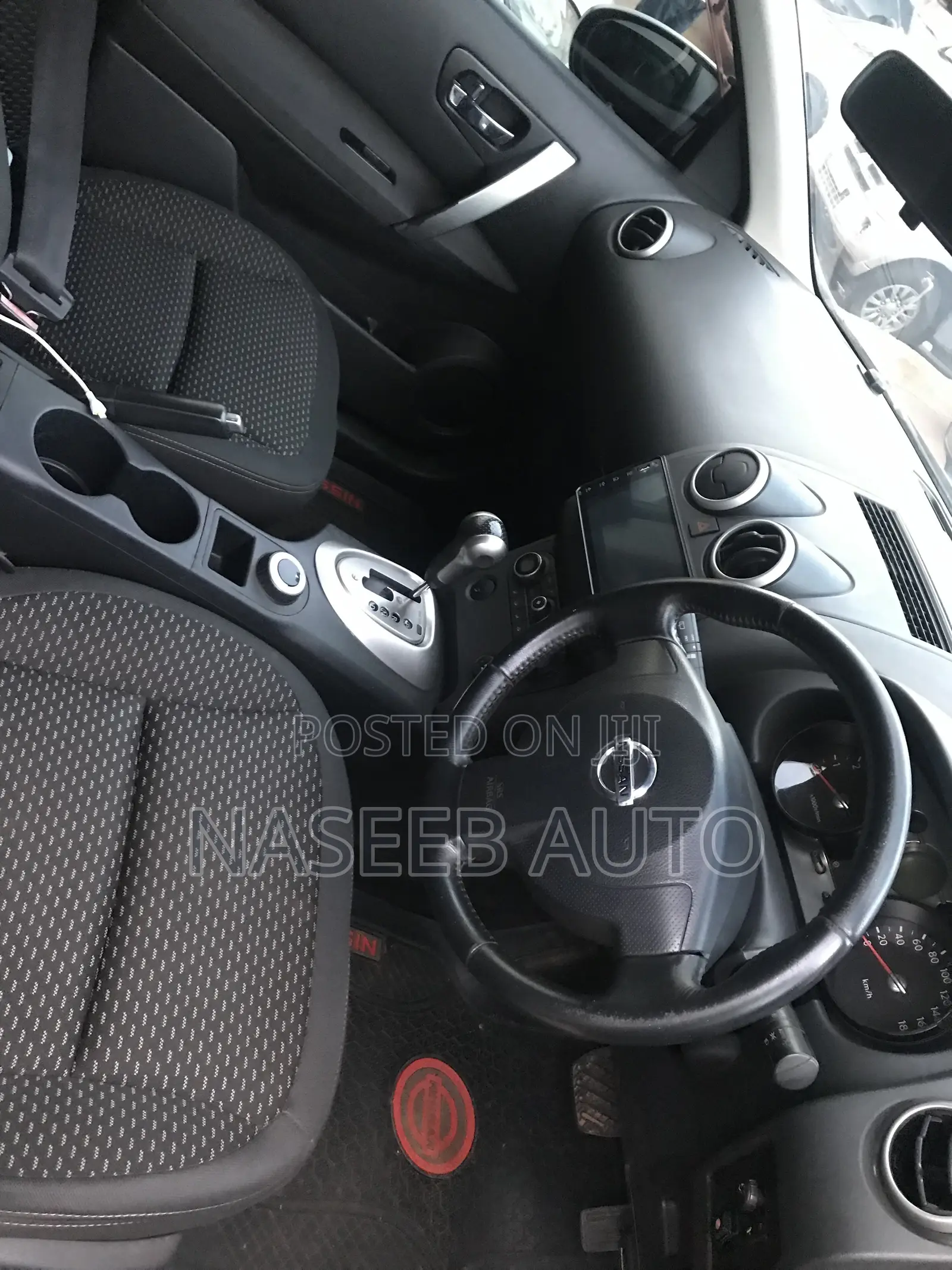 Nissan Dualis 2011 Silver