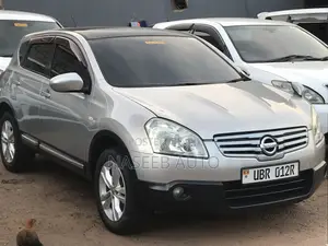 Nissan Dualis 2011 Silver