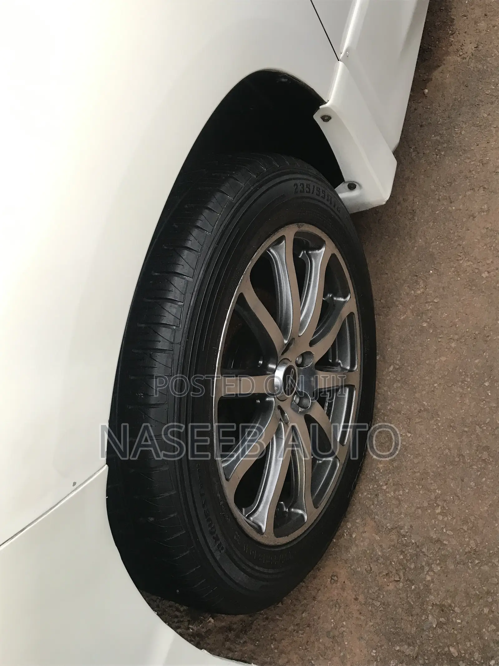 Toyota Alphard 2010 White
