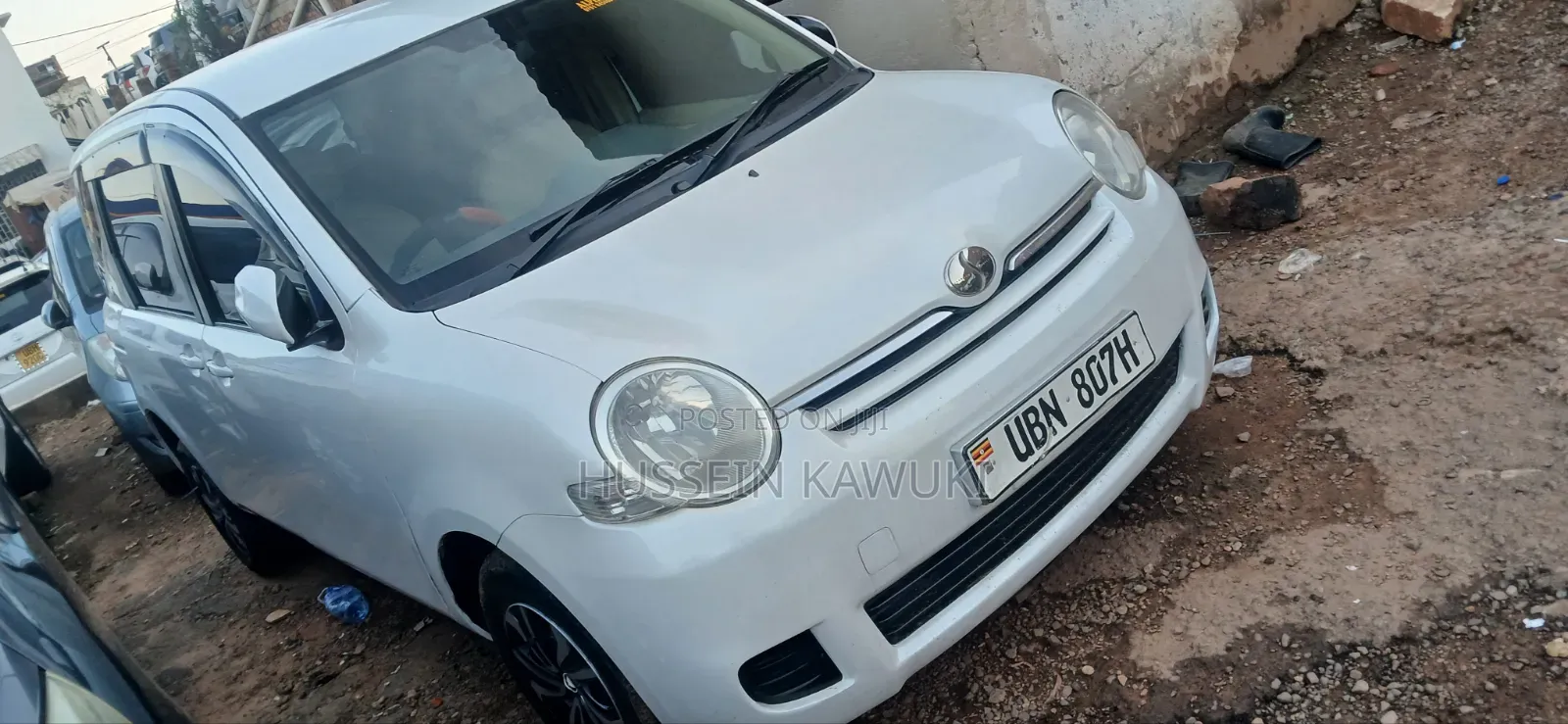 Toyota Sienta 2008 White