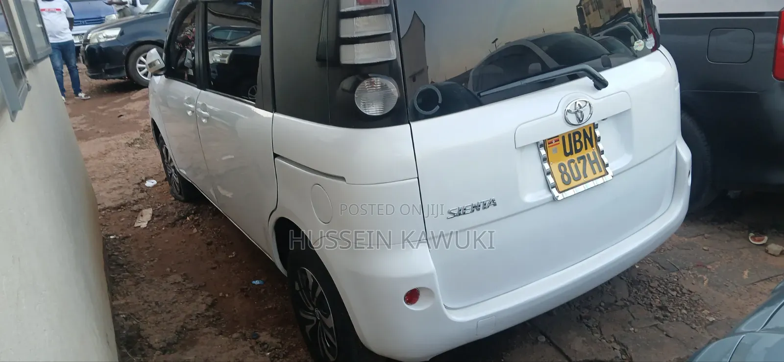 Toyota Sienta 2008 White