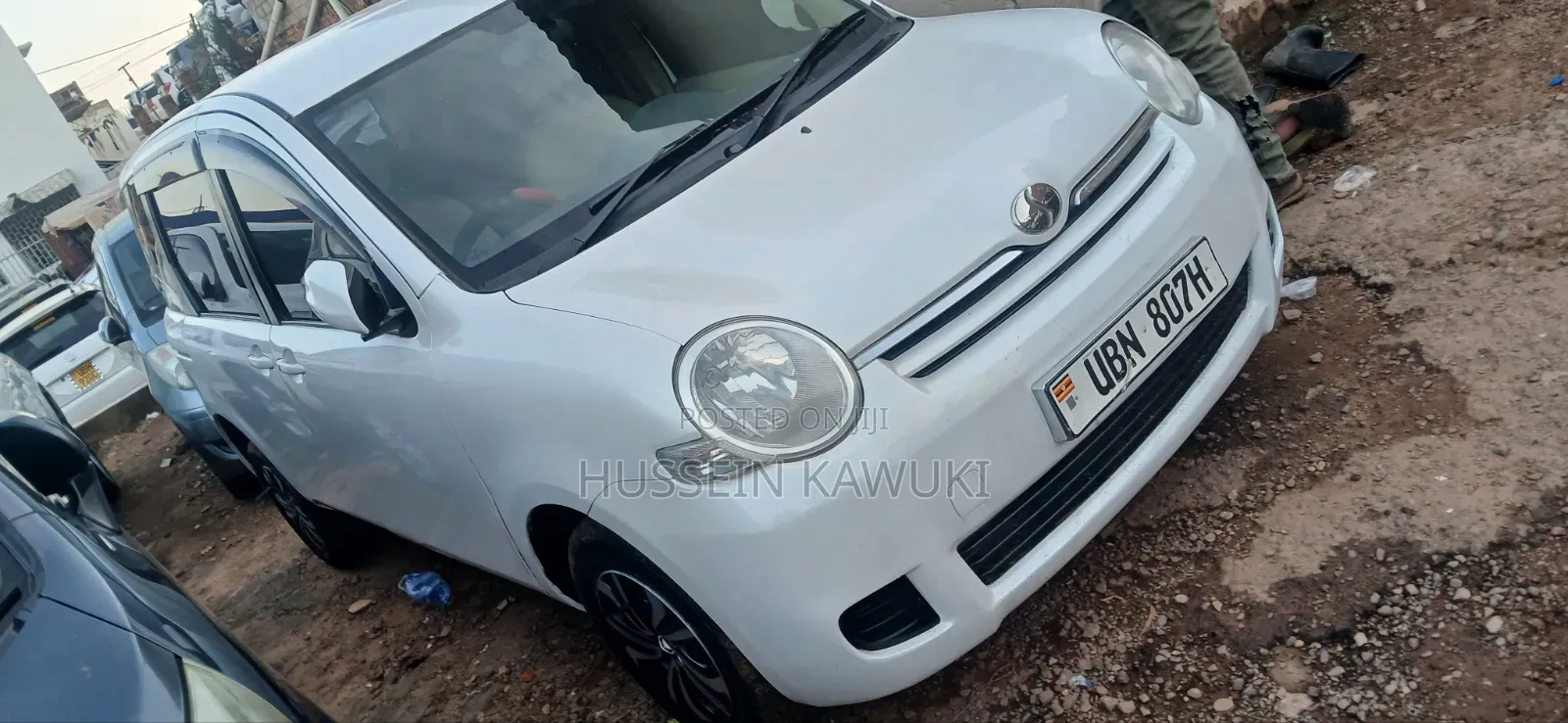 Toyota Sienta 2008 White