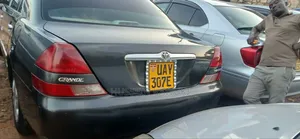 Toyota Mark II 2000 Maroon