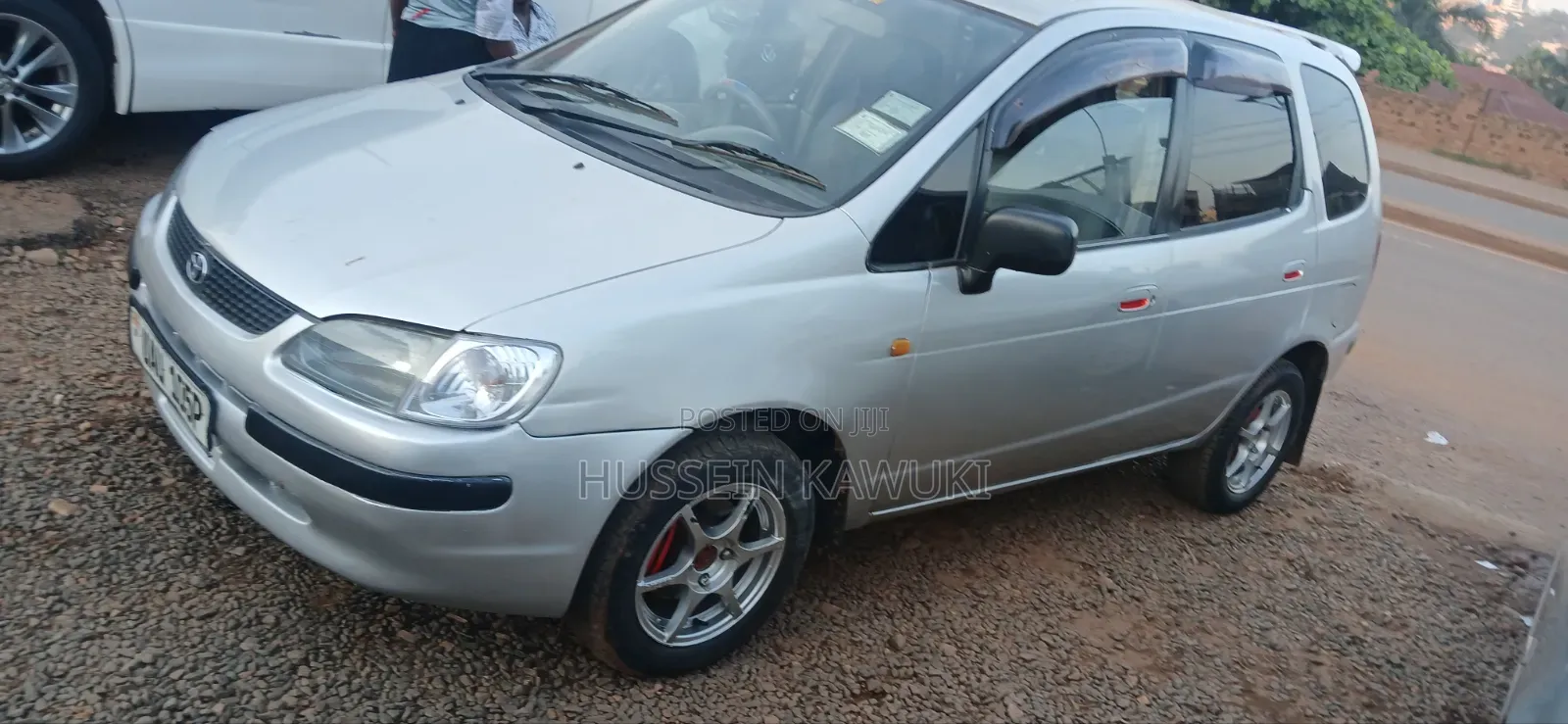Toyota Corolla Spacio 2000 Silver