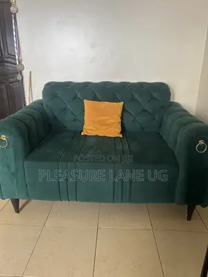 5seater Chesterfield Sofa With Sunflower Chair