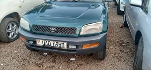 Toyota RAV4 2001 Green