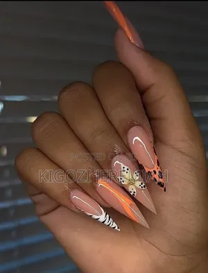 Simple Nails